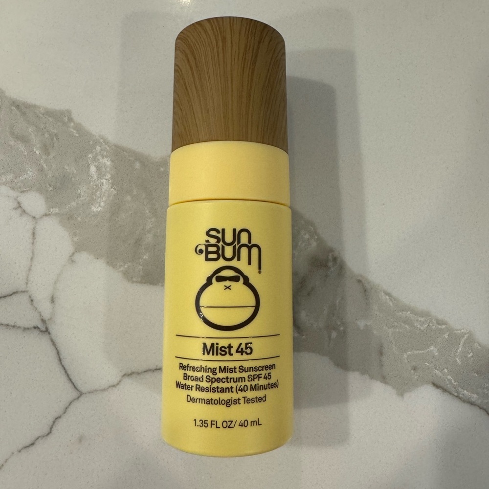 🌸5/$25🌸 Sun Bum mist 45 refreshing mist sunscreen